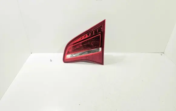 Opel Meriva B Tailgate rear/tail lights 21620201