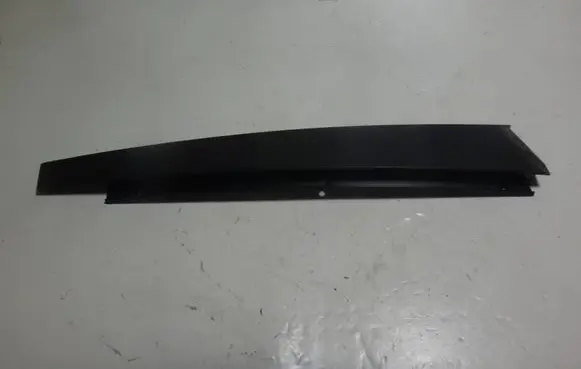 BMW 5 E34 Front door trim (molding)