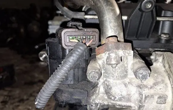 Citroen C4 Grand Picasso EGR valve 9656612380 25375741