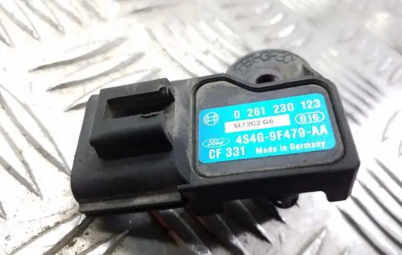 Mazda 3 I Air pressure sensor 0261230123 4S4G9F479AA