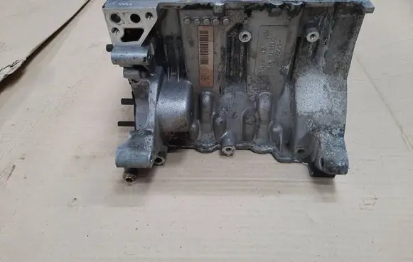 Volkswagen Polo Engine block 03D103019G