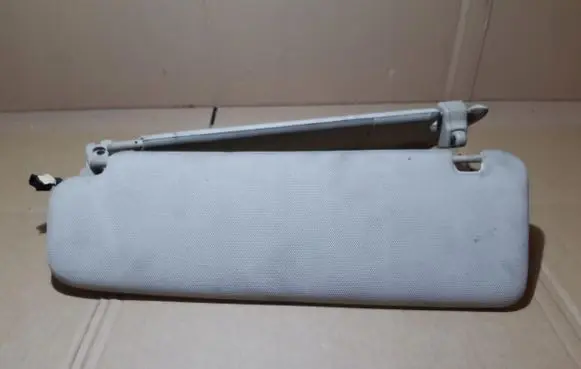 Audi Q7 4L Sun visor
