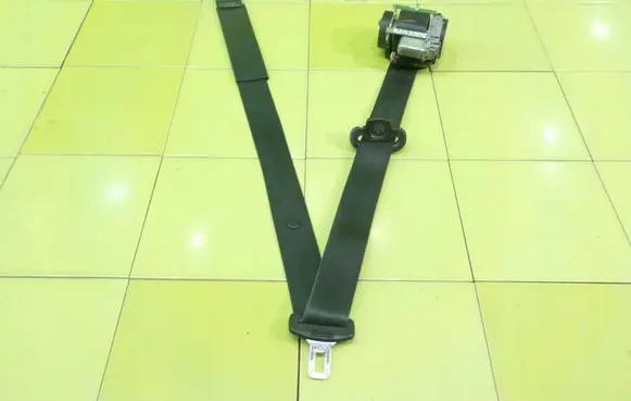 Opel Combo D Front seatbelt 057171 BEZPIECZENSTWA