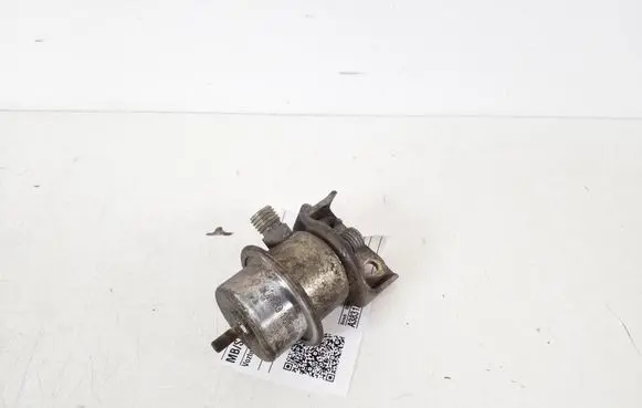 Mercedes-Benz SL R107 Valve 