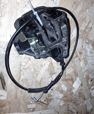 KIA Carnival Sliding door lock 