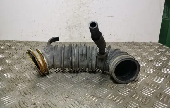 Mitsubishi Outlander Air intake duct part 1505A660
