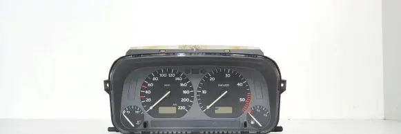 Volkswagen Golf III Speedometer (instrument cluster) 1H0919864Q 351054000 0326666