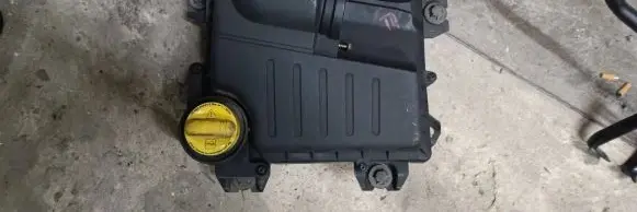 Renault Trafic II (X83) Air filter box 8200467321 93856612