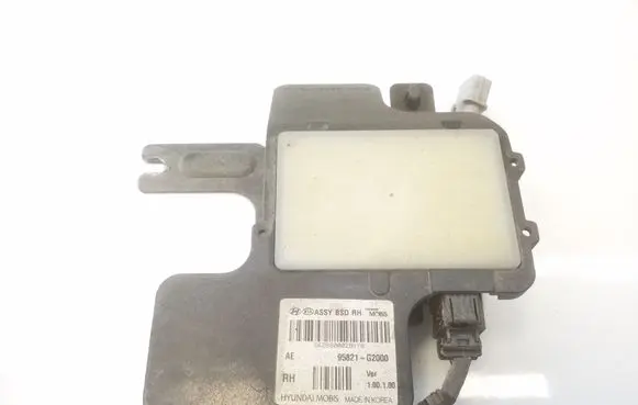 Hyundai Ioniq Blind spot module 95821G2000
