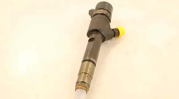 Renault Megane II Fuel injector 0445110328