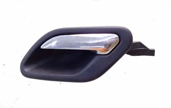 BMW 7 E38 Front door interior handle 8125513