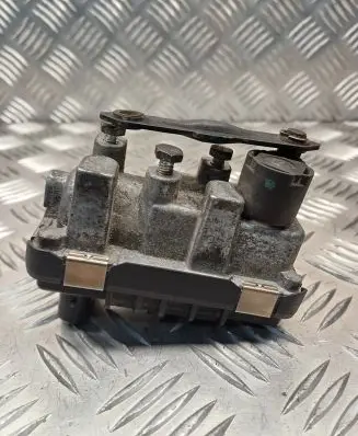 Volvo S80 Turbine electric control actuator 730314 6NW009228 G40