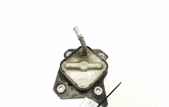 Toyota Yaris Oil filter mounting bracket 1571033050