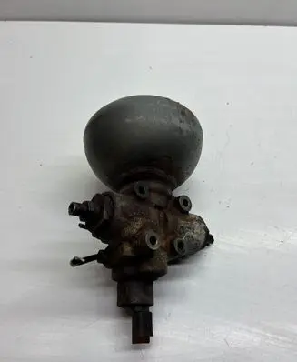 Citroen C5 Air suspension valve block 9655235680