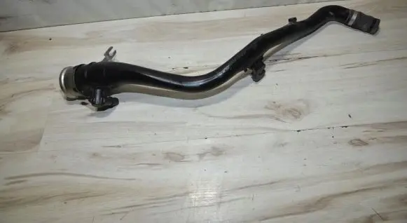 BMW 2 F45 Fuel tank filler neck pipe 7629640