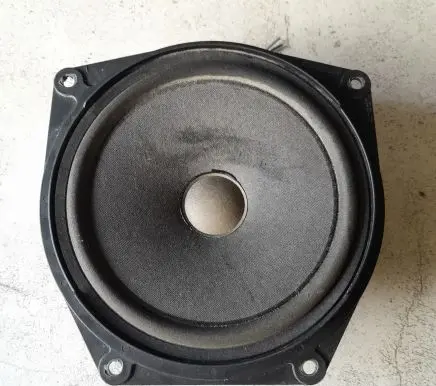 Ford Mondeo Mk III Subwoofer speaker XQM101600 E26640 160MM42