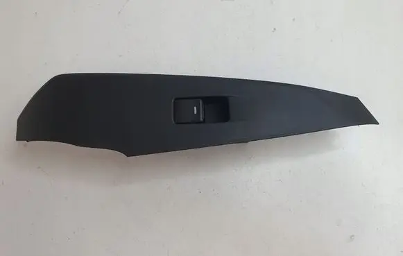Mazda 6 Central console control unit GKL166380A