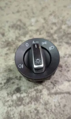 Volkswagen Golf VI Light switch 3C8941431