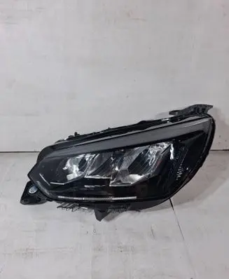 Peugeot 208 Headlight/headlamp 90200109