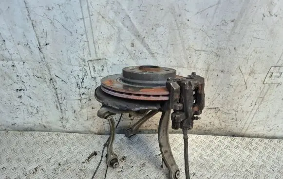 Mercedes-Benz E C207 W207 Rear wheel hub spindle/knuckle 