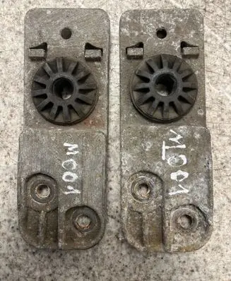 Opel Zafira C Radiator mount bracket 