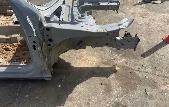 Audi Q2 - Front quarter panel 
