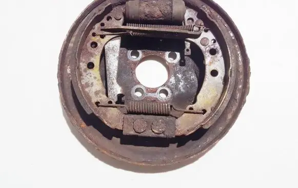 Volkswagen Jetta II Handbrake/parking brake pads 
