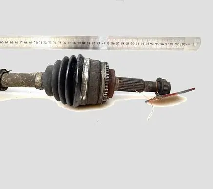 Toyota Avensis T220 Front driveshaft