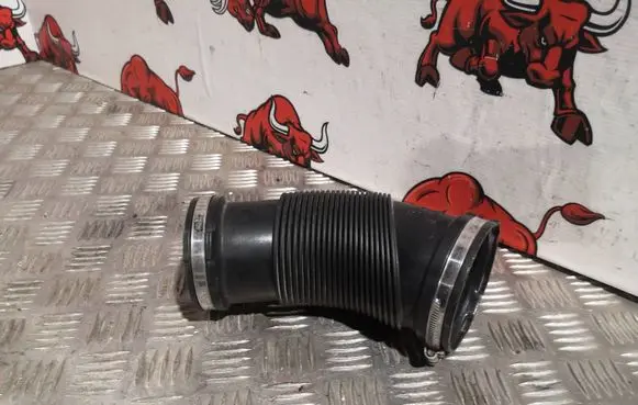 Audi Q5 SQ5 Turbo air intake inlet pipe/hose 059129629D