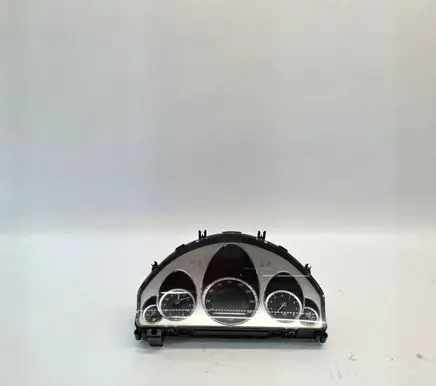 Mercedes-Benz E W212 Speedometer (instrument cluster) A2129004609 A2129013800