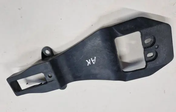 Mazda CX-7 Rear door exterior handle/bracket EG2172412 K6805
