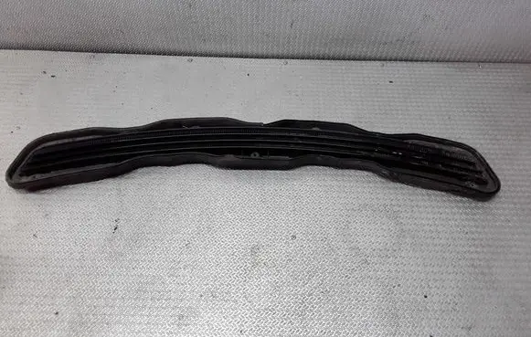 Mercedes-Benz E W210 Bonnet/hood grill A2108800805RL