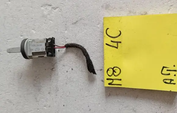 Audi A3 S3 8P Interior temperature sensor 1K0907543A 170403