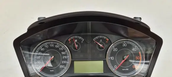 Fiat Croma Speedometer (instrument cluster) 51809897 55001090100