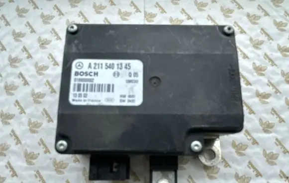 Mercedes-Benz E W211 Battery control module A2115401345