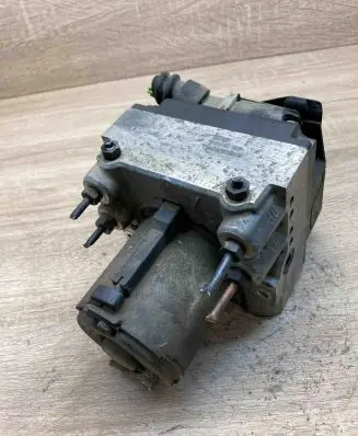 Audi A4 S4 B5 8D ABS Pump 8D0614111 WithPlug
