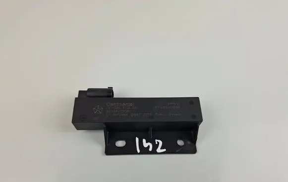 Alfa Romeo Stelvio Aerial antenna amplifier 64469T 68068148AA