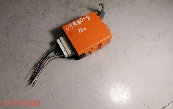 Toyota Verso-S Door central lock control unit/module 8597052030