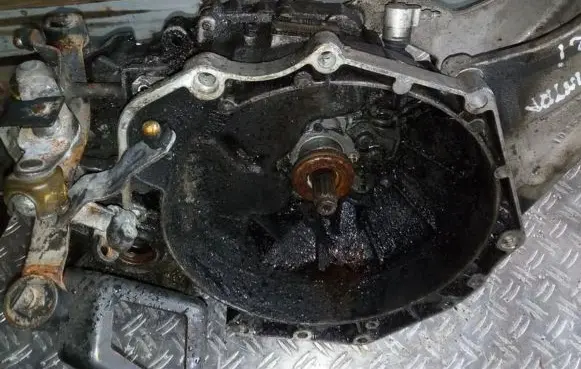 Opel Sintra Manual 5 speed gearbox DLJ12556056 FM46628
