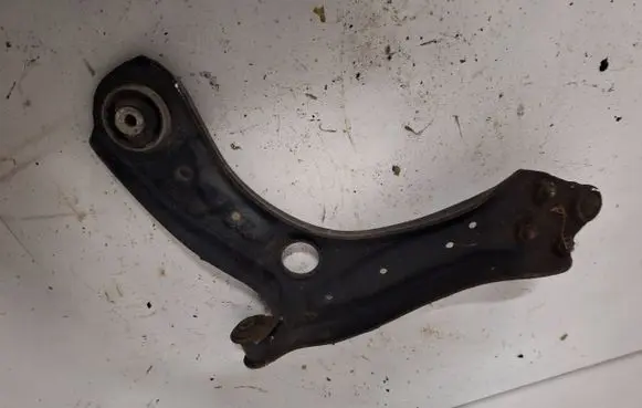 Volkswagen Polo V 6R Front lower control arm/wishbone