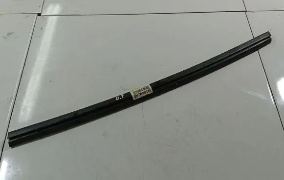 Citroen C8 Front door glass trim molding 