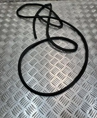 Skoda Karoq Front door rubber seal VW15447