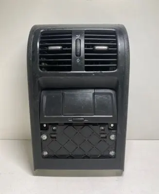 Rear air vent grill
