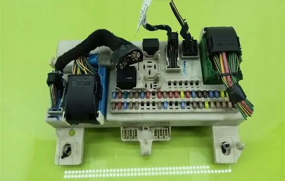 Volvo V50 Comfort/convenience module 8690719