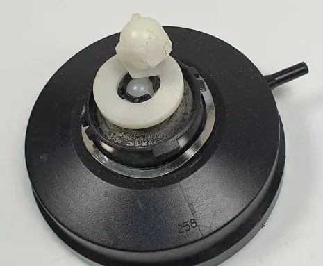 Mercedes-Benz E W124 Headlight level adjustment motor 