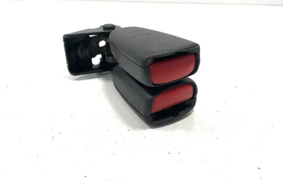 Volvo S60 Middle seatbelt buckle (rear) 738701 215505