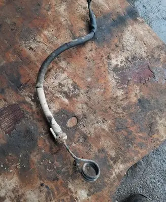 Volkswagen PASSAT B5.5 Power steering hose/pipe/line