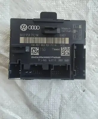 Audi A4 S4 B8 8K Door control unit/module 8K0959792M