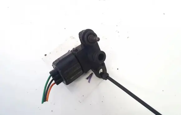 Audi A4 S4 B6 8E 8H Air pressure sensor 24426679