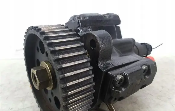 Alfa Romeo 156 Fuel injection high pressure pump 